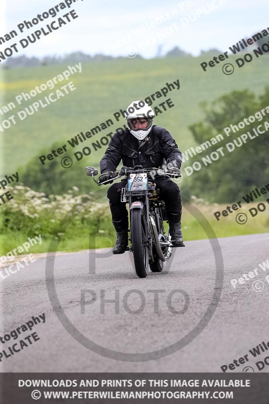 Vintage motorcycle club;eventdigitalimages;no limits trackdays;peter wileman photography;vintage motocycles;vmcc banbury run photographs